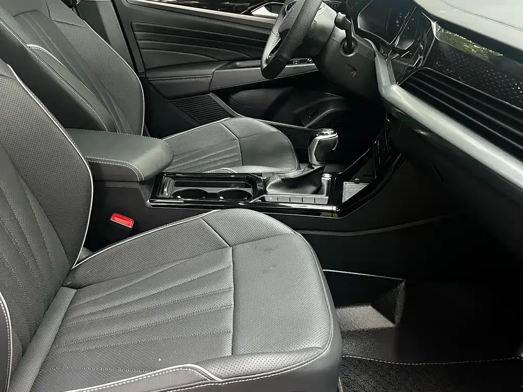 Volkswagen Passat — фото 5