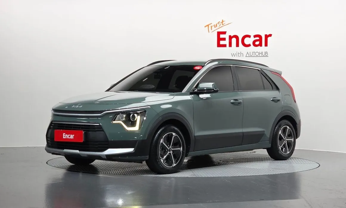 Kia Niro — фото 1