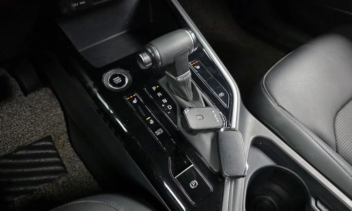 Kia Niro — фото 6