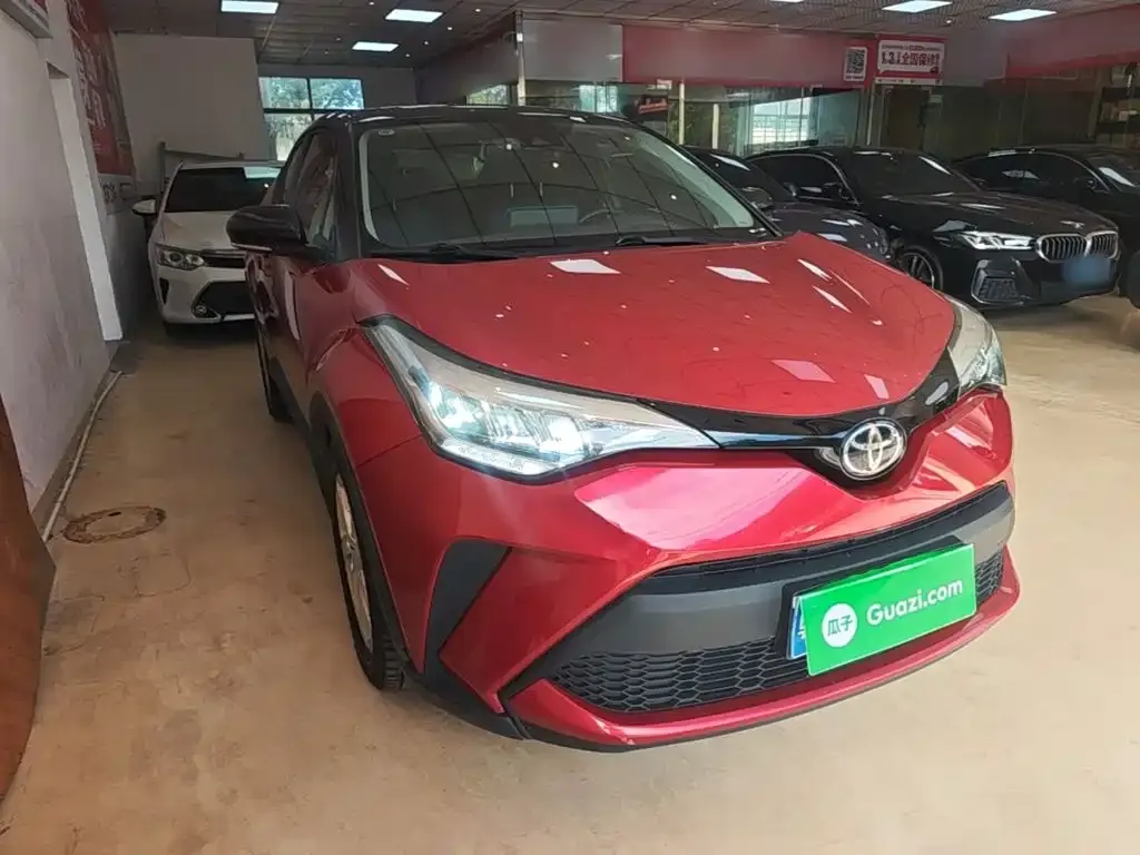 Toyota C-HR — фото 5