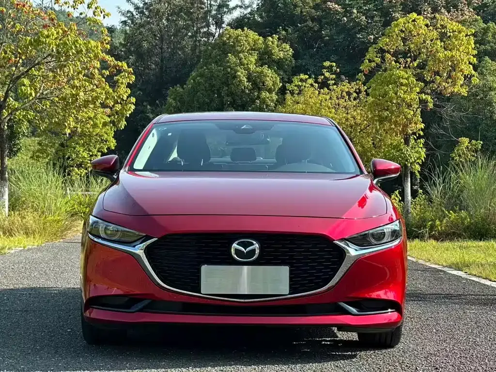 Mazda 3 Axela — фото 10