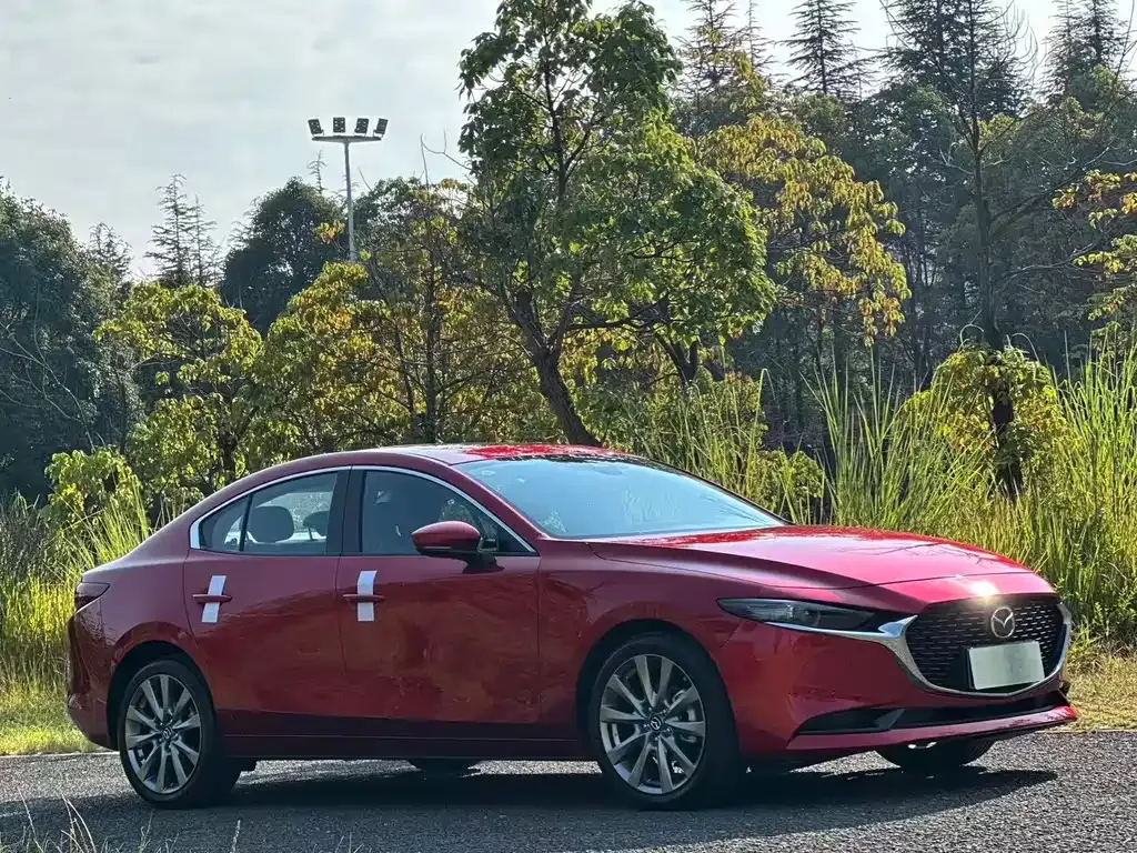 Mazda 3 Axela — фото 9