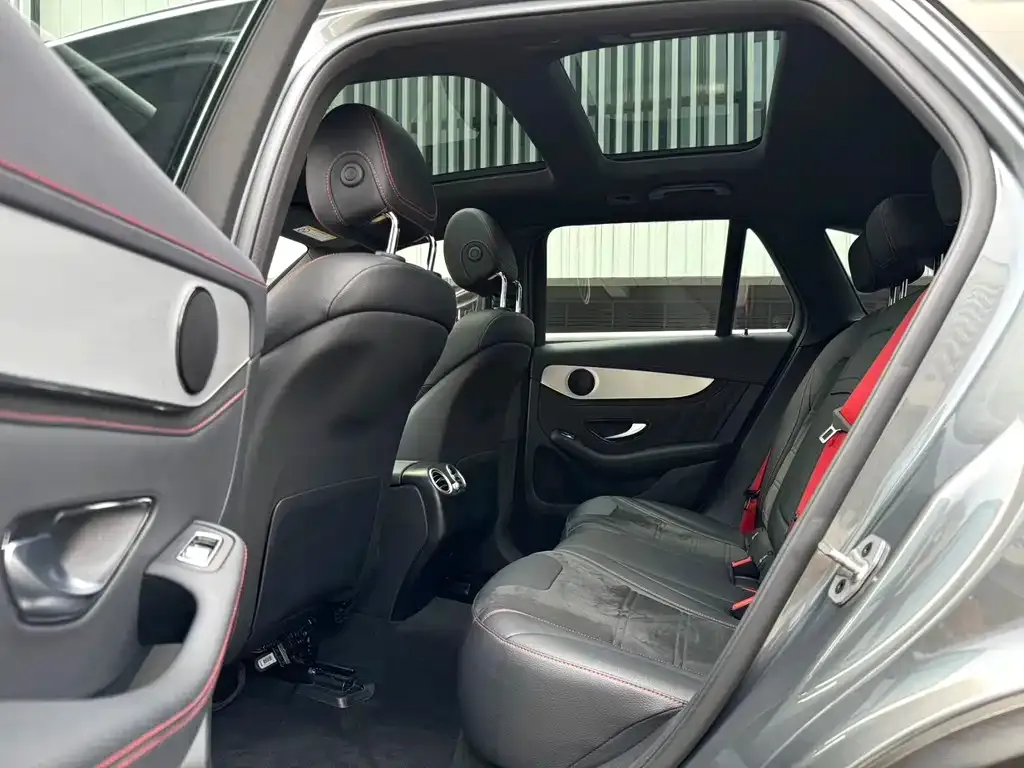 Mercedes-Benz GLC AMG — фото 2