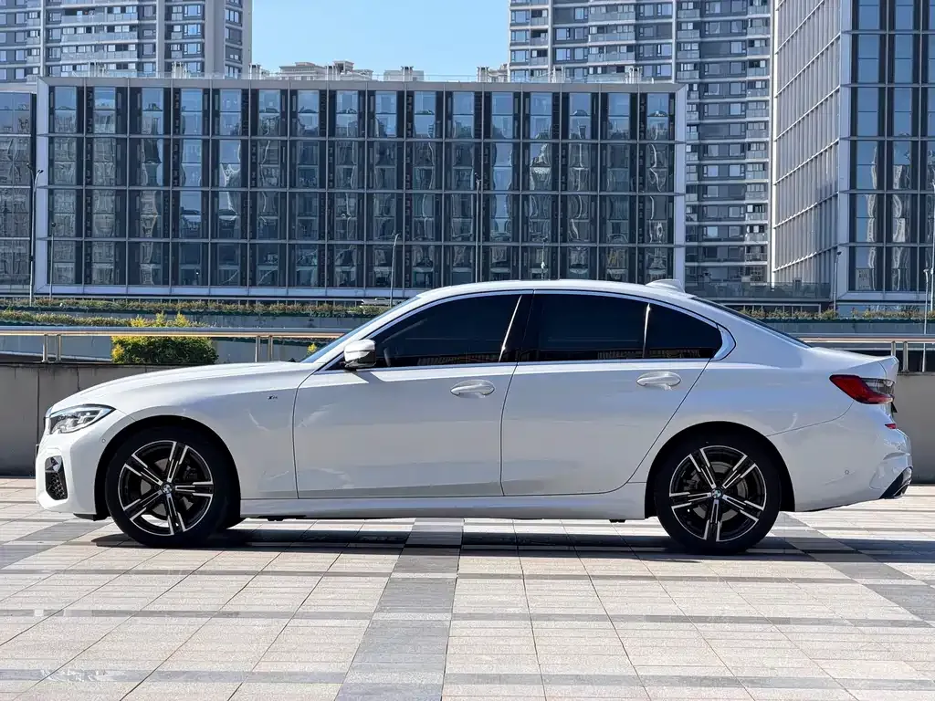 BMW 3 Series — фото 9