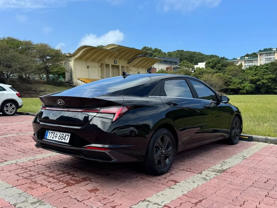 Hyundai AVANTE — фото 4