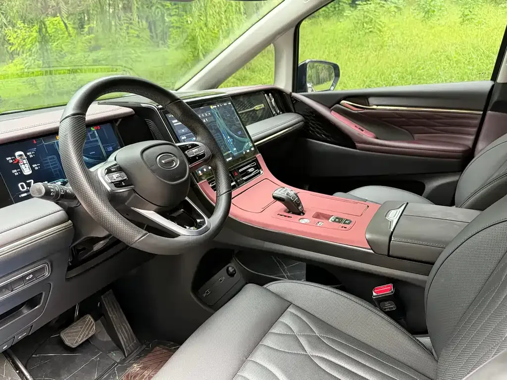 GAC Motor Trumpchi M8 — фото 10