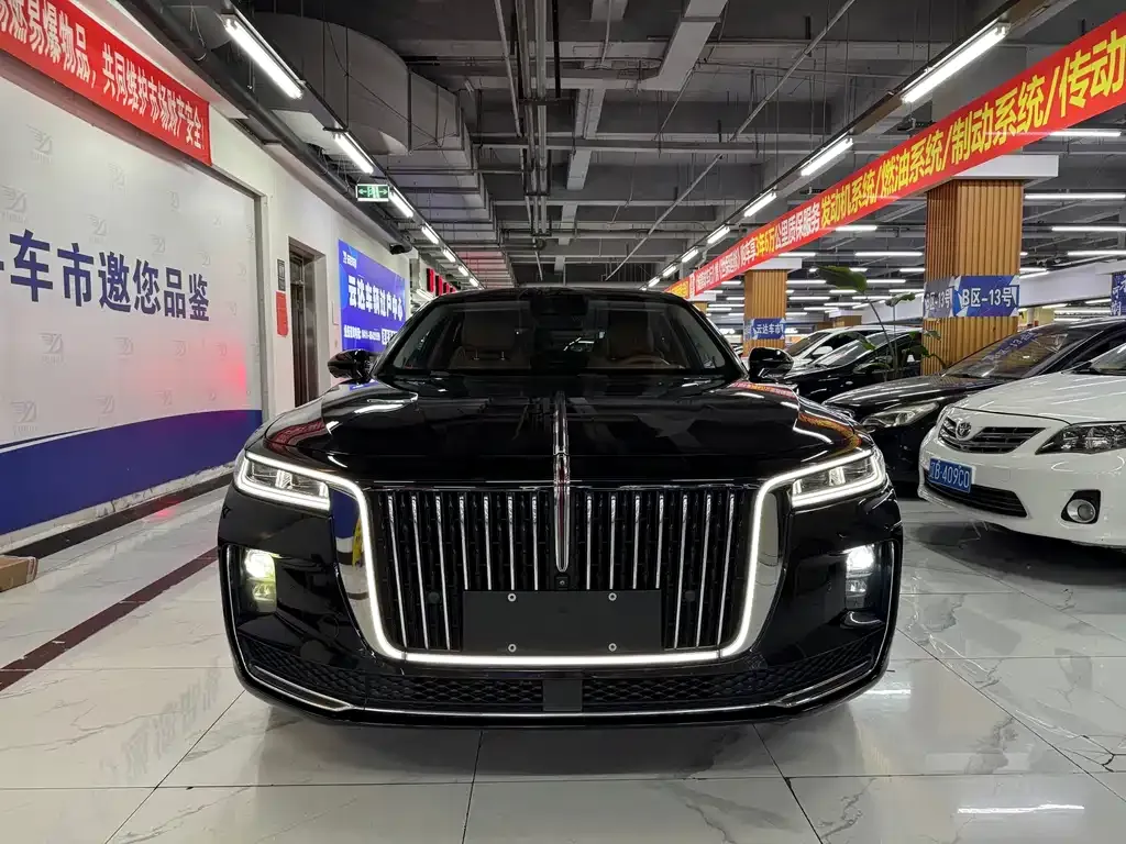 Hongqi H9 — фото 1