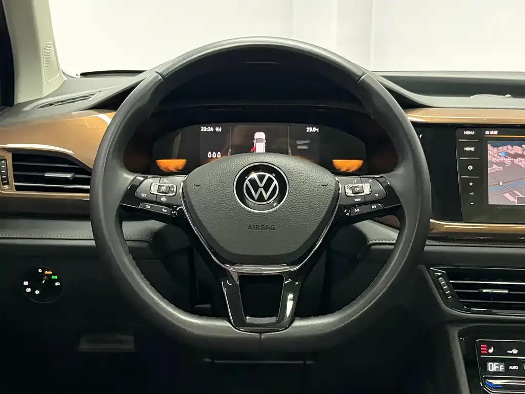 Volkswagen Tharu — фото 7
