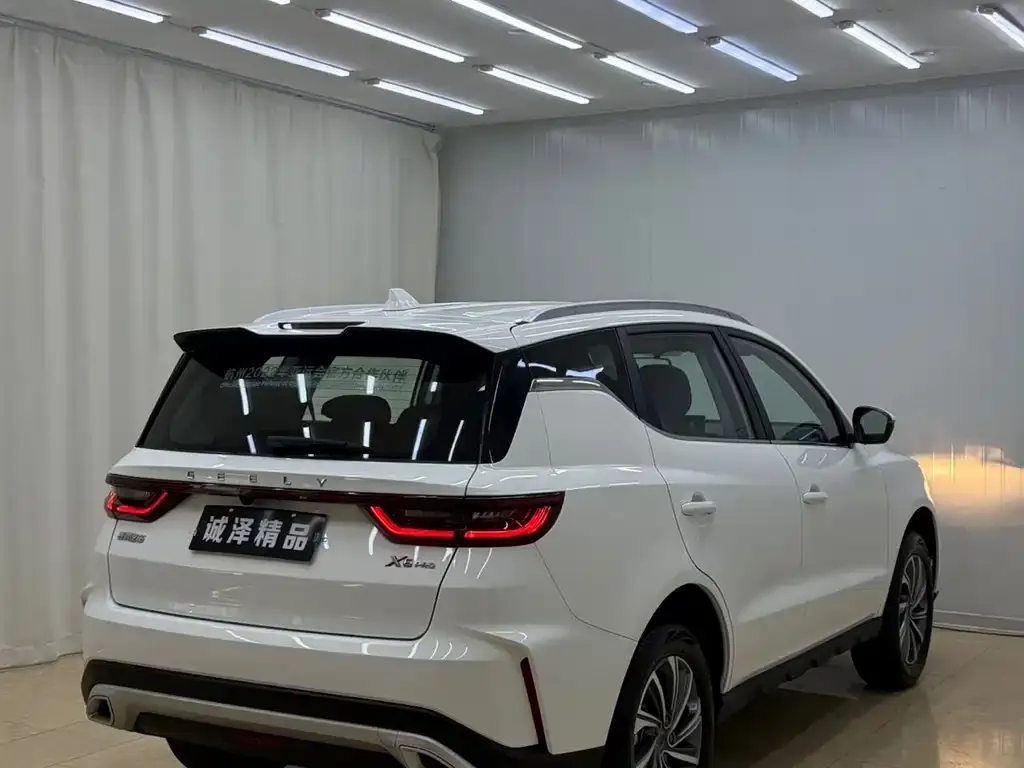 Geely Vision X6 — фото 6
