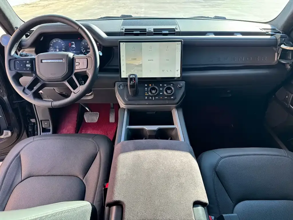 Land Rover Defender — фото 10
