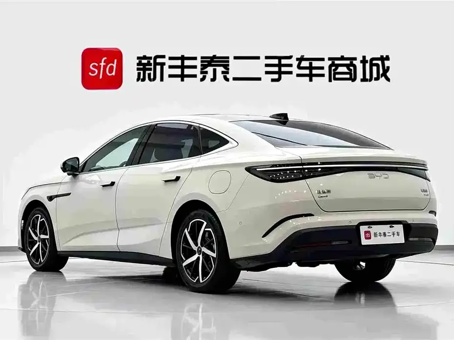BYD Seal 07 DM-i — фото 6
