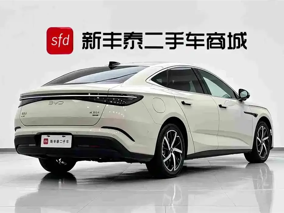 BYD Seal 07 DM-i — фото 9