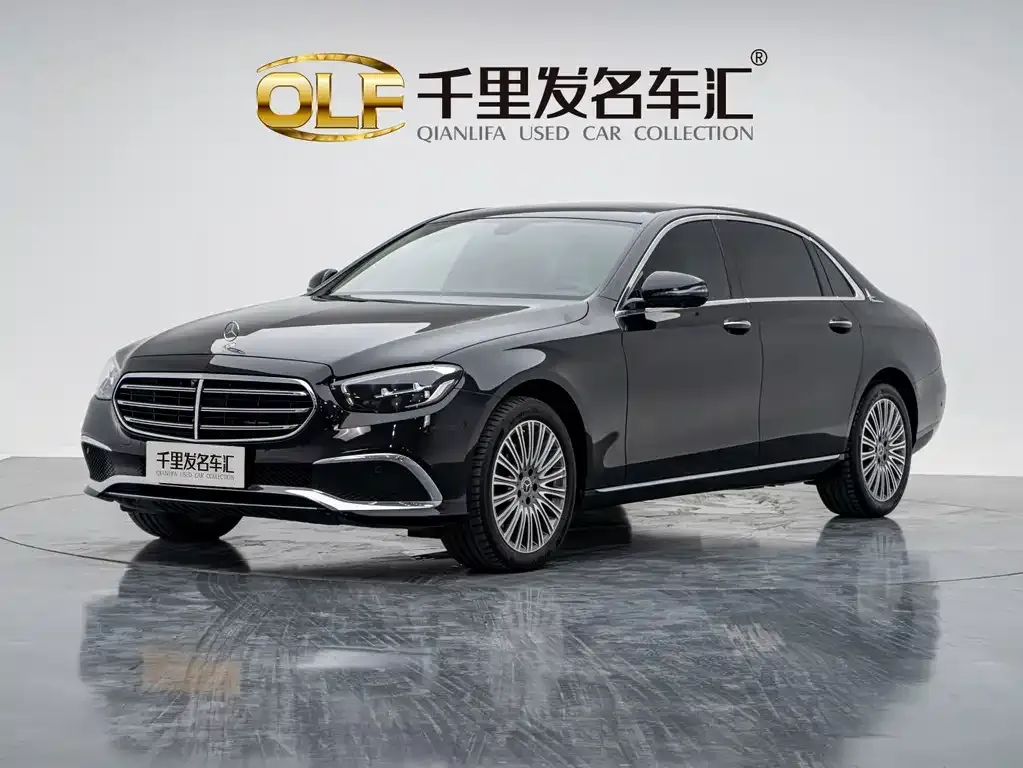 Mercedes-Benz E-Class — фото 1