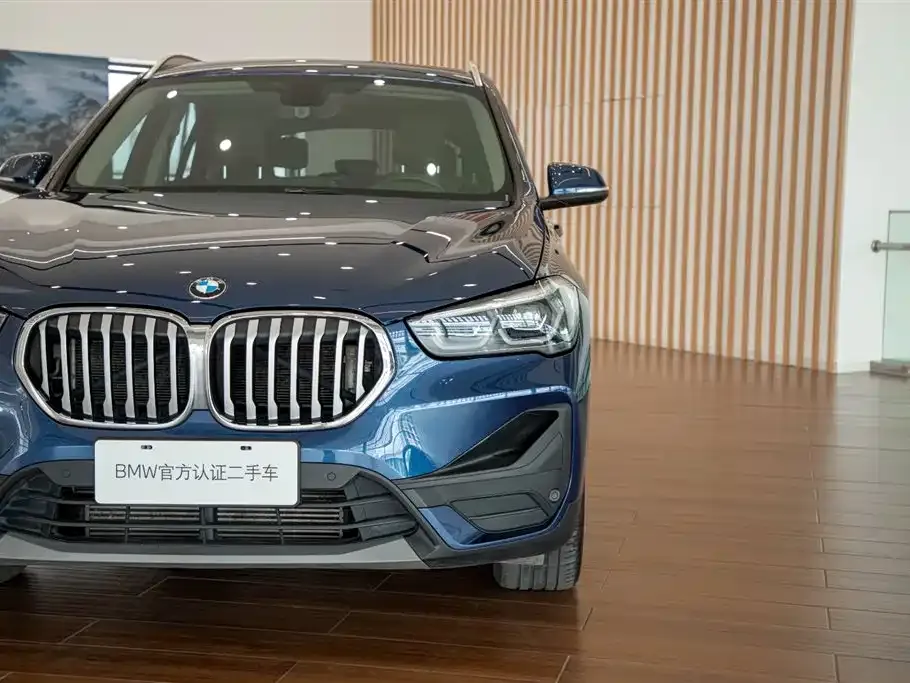 BMW X1 — фото 7