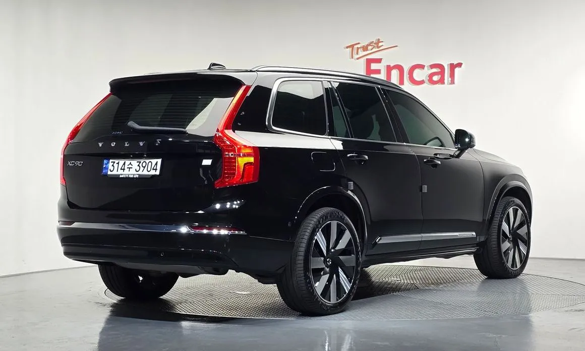 Volvo XC90 — фото 5