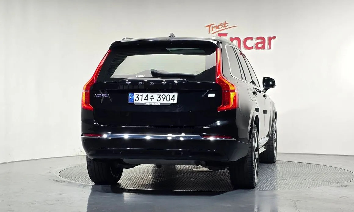 Volvo XC90 — фото 10
