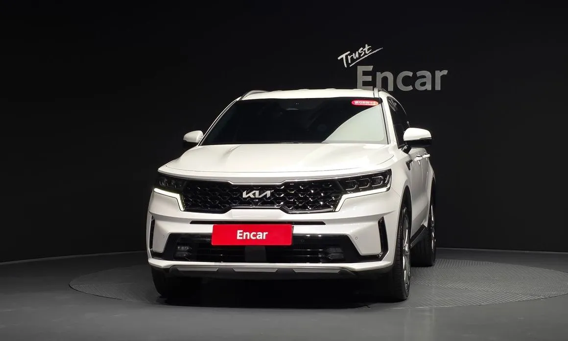 Kia Sorento — фото 6