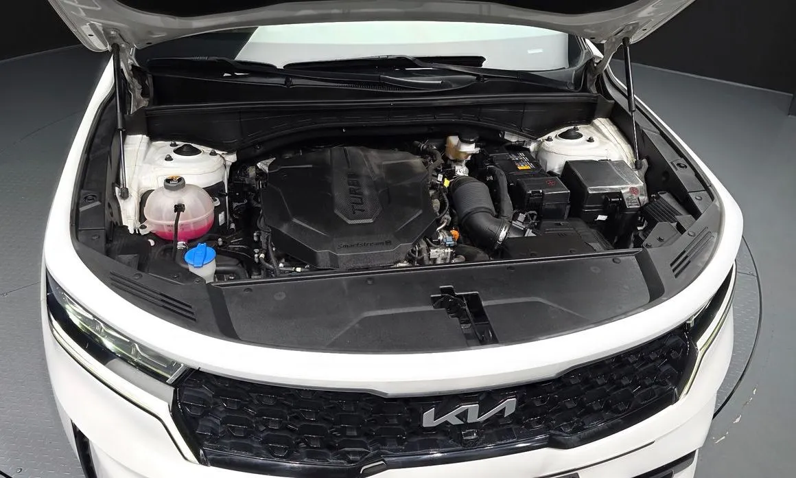 Kia Sorento — фото 9