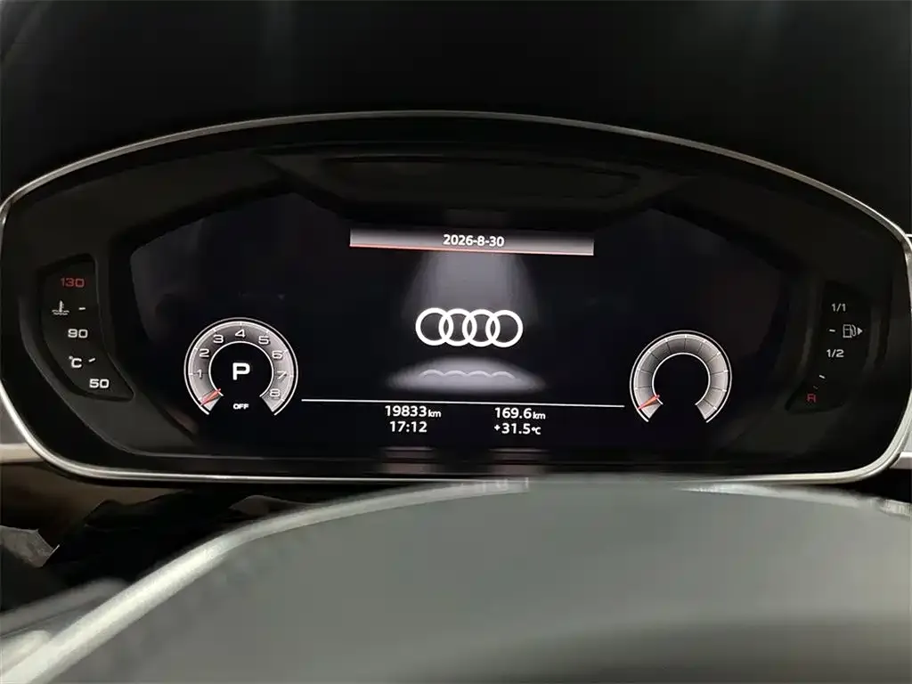 Audi A8 — фото 4