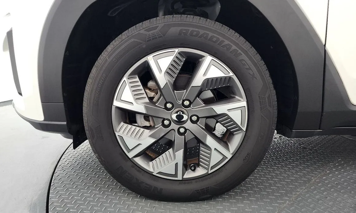 KG Mobility (Ssangyong) Torres — фото 10