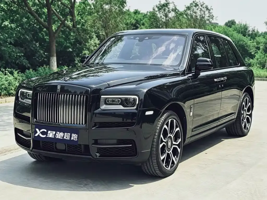 Rolls-Royce Cullinan — фото 1