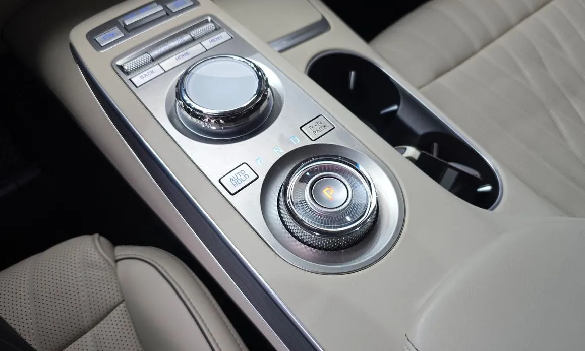 Genesis GV70 — фото 4