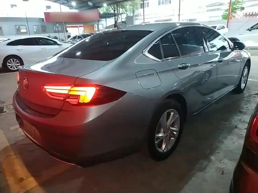 Buick Regal — фото 10