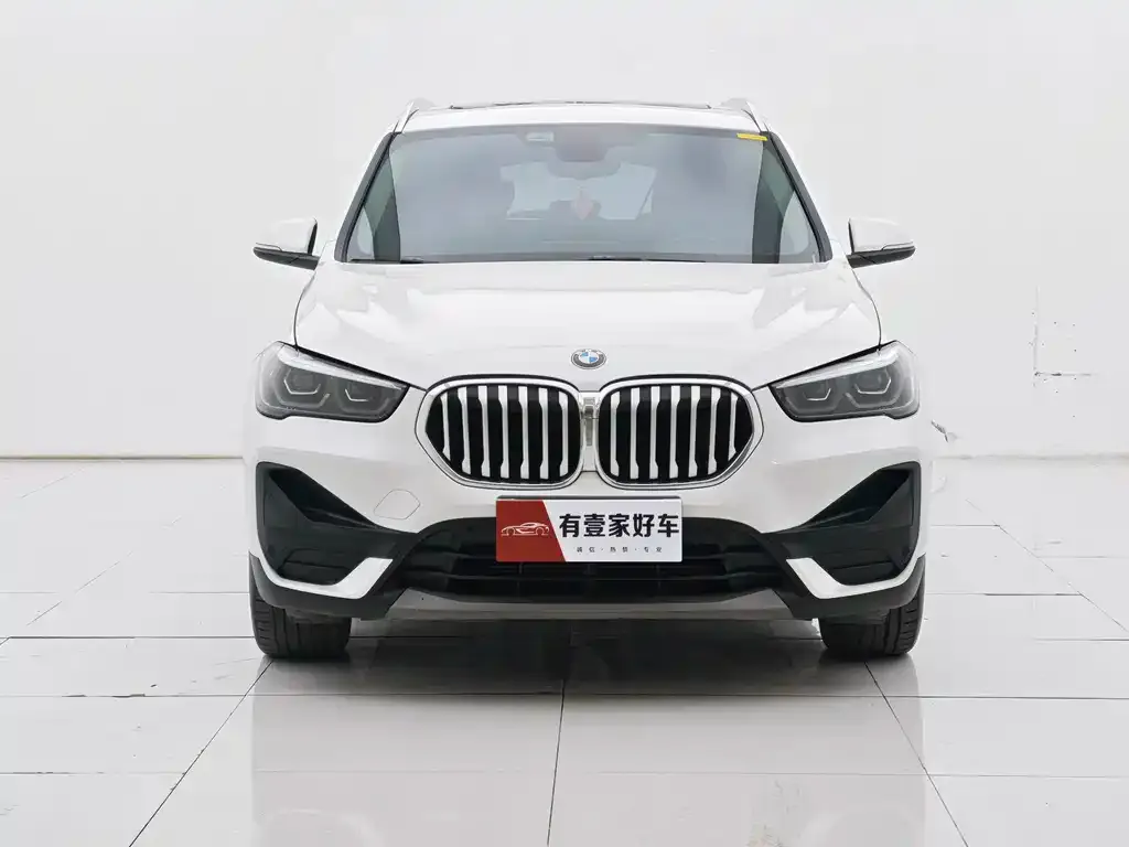 BMW X1 — фото 10