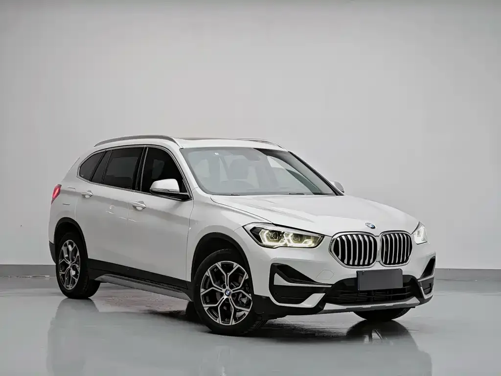 BMW X1 — фото 3