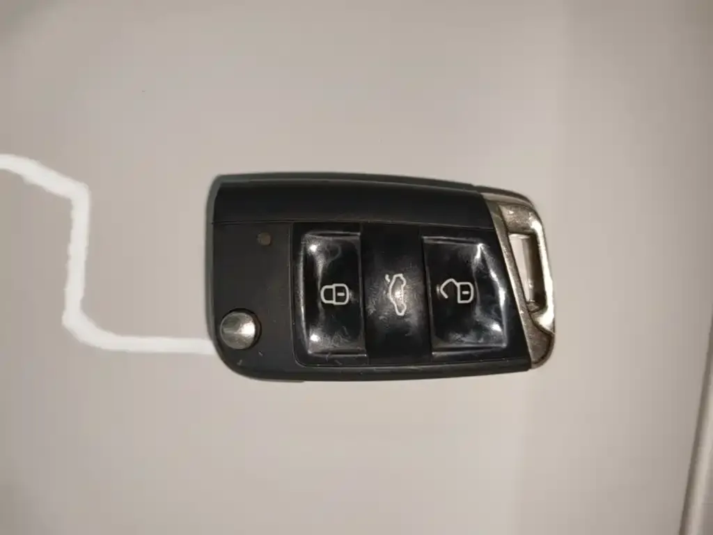 Volkswagen Tharu — фото 2
