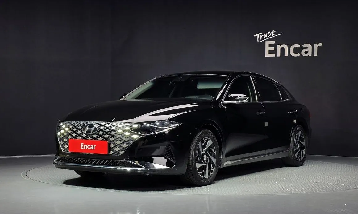 Hyundai Grandeur — фото 1