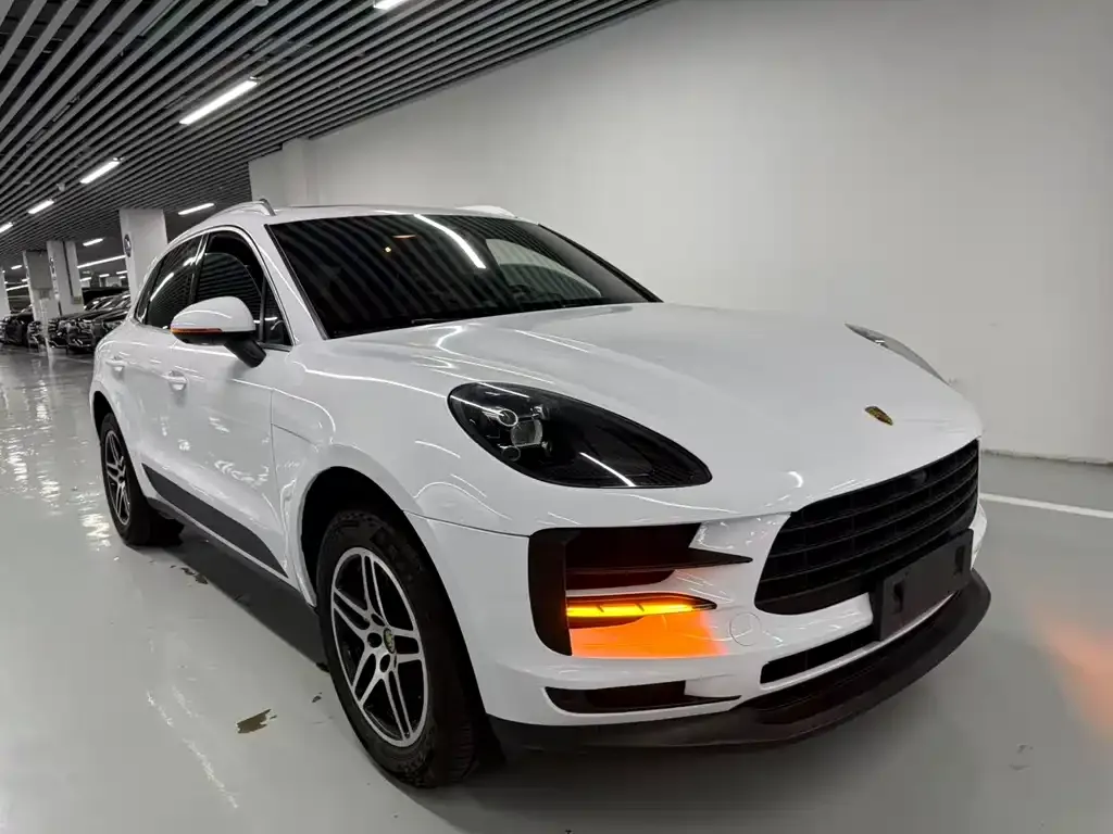 Porsche Macan — фото 10