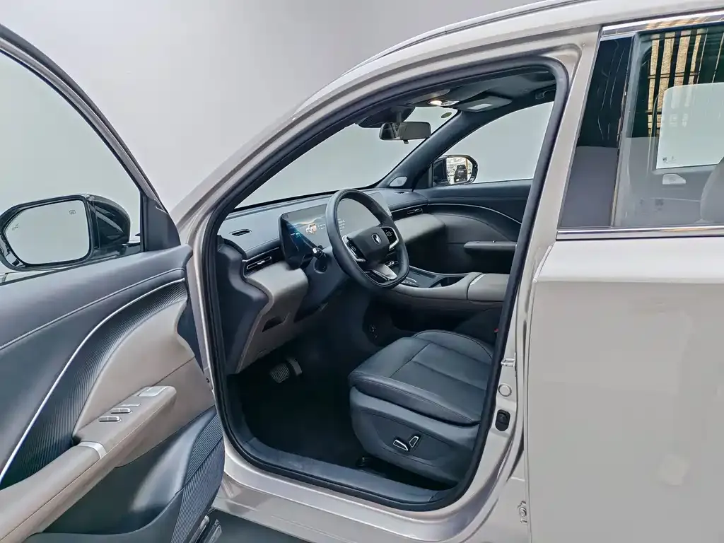Changan CS55PLUS — фото 10