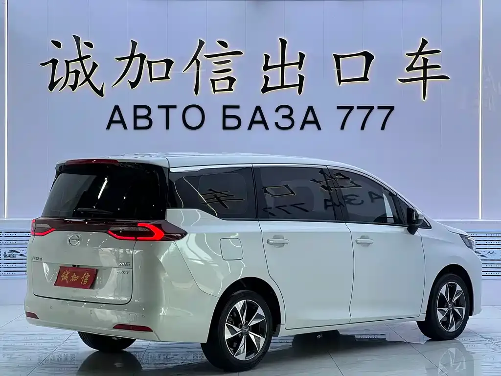 GAC Motor Trumpchi M6 — фото 5