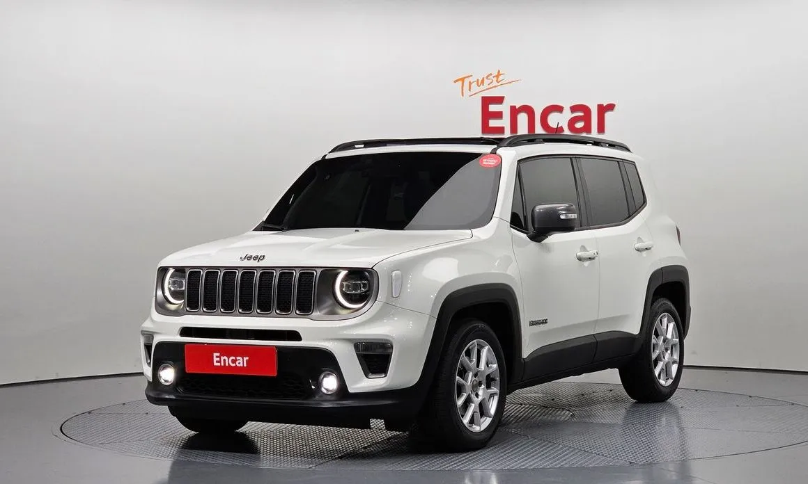 Jeep Renegade — фото 1