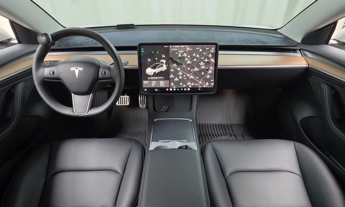 Tesla Model 3 — фото 6