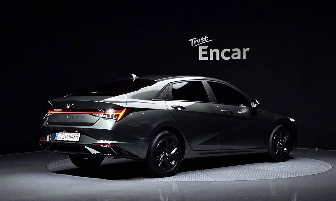 Hyundai AVANTE — фото 3