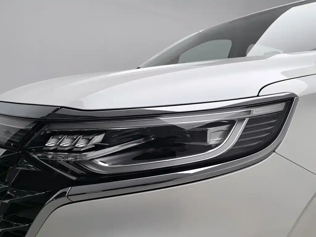 Roewe iMAX8 New Energy — фото 7