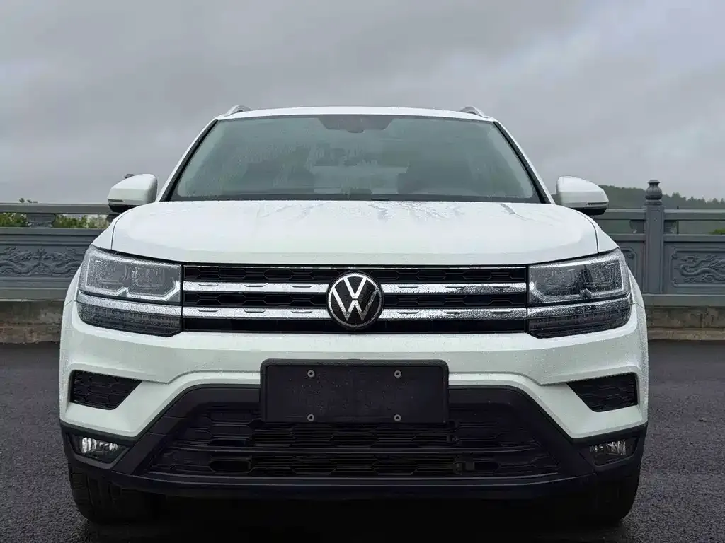 Volkswagen Tharu — фото 7