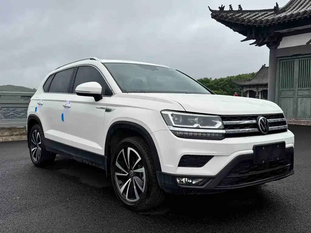 Volkswagen Tharu — фото 6