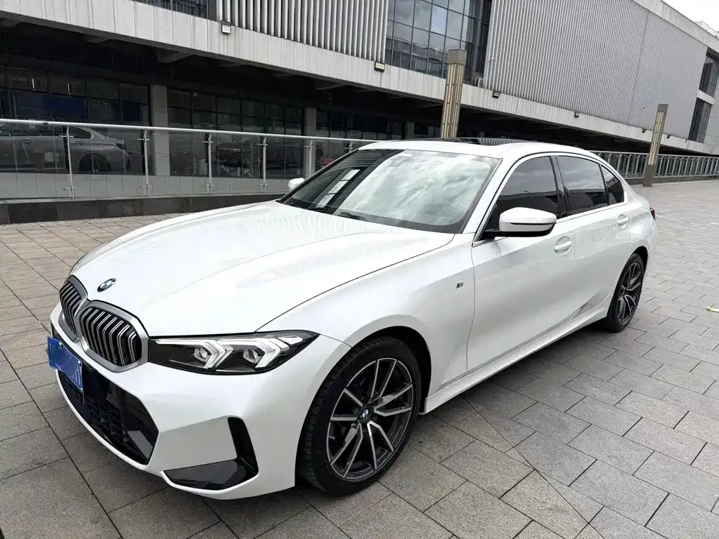 BMW 3 Series — фото 1