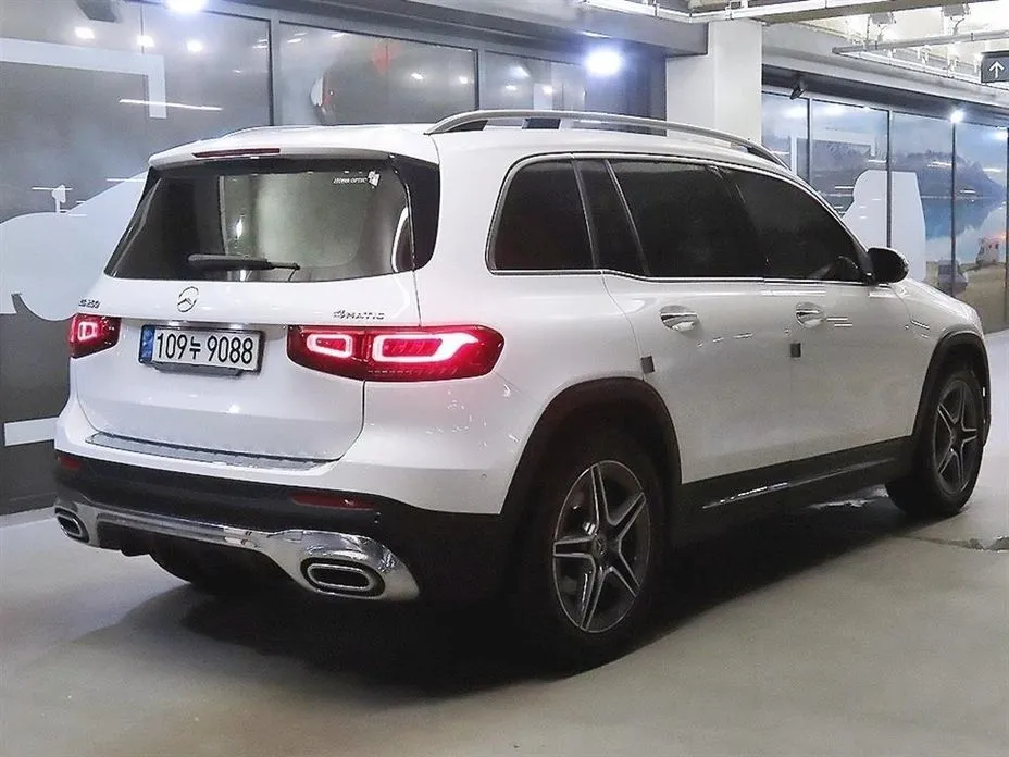 Mercedes-Benz GLB-Class — фото 3