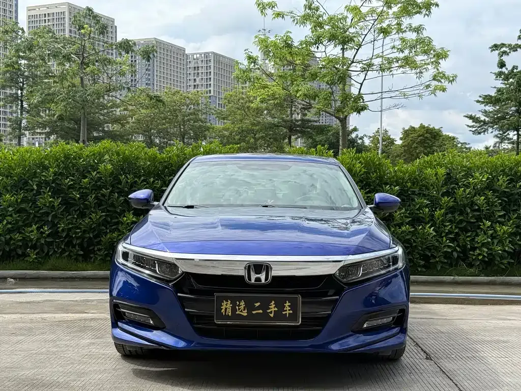 Honda Accord — фото 4