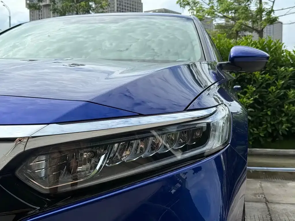 Honda Accord — фото 6