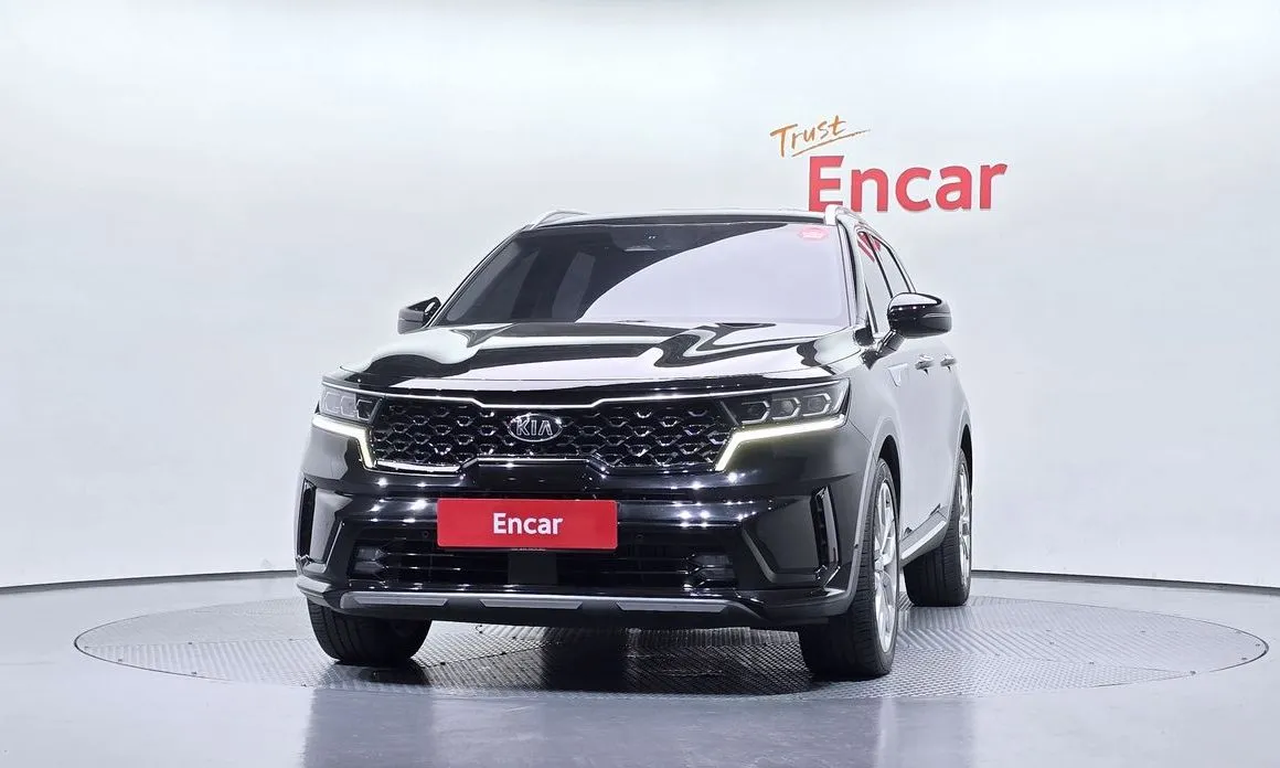 Kia Sorento — фото 6