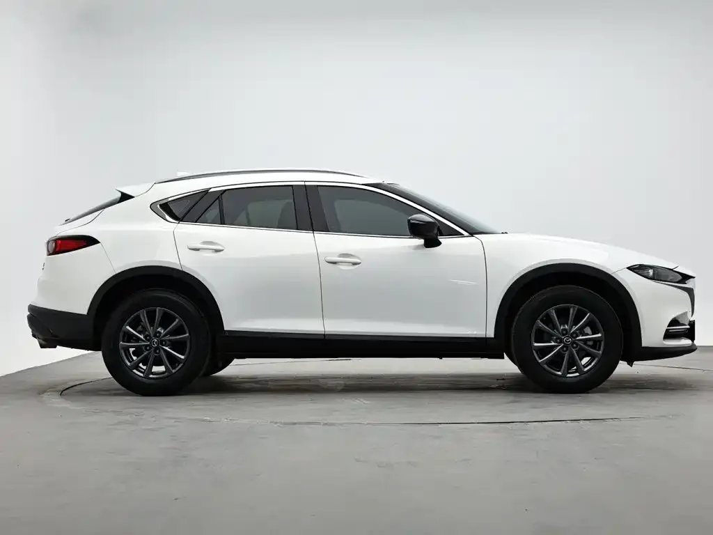 Mazda CX-4 — фото 9