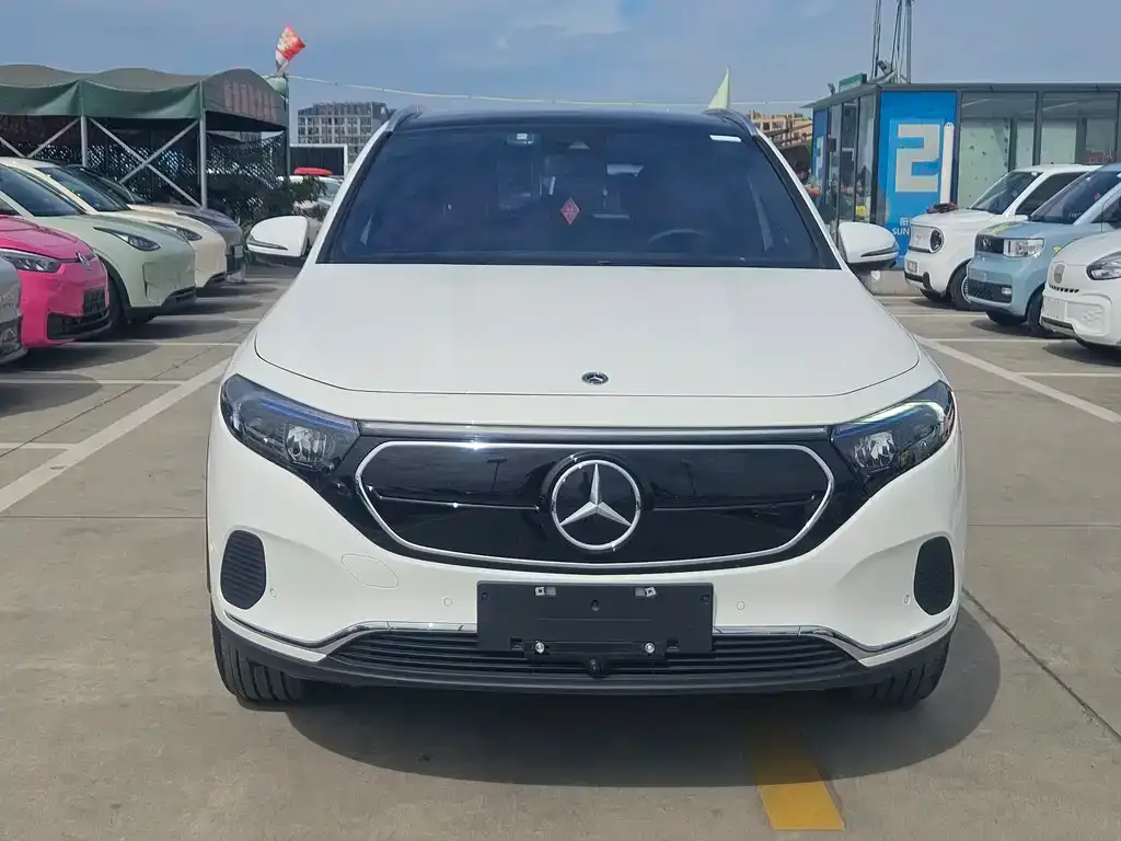 Mercedes-Benz EQA — фото 10