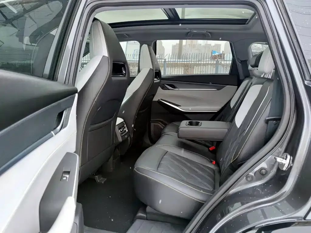 Changan CS75 PLUS — фото 7