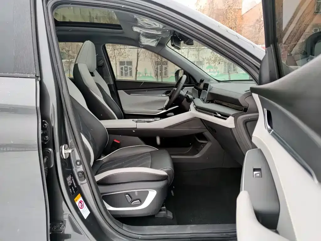 Changan CS75 PLUS — фото 2