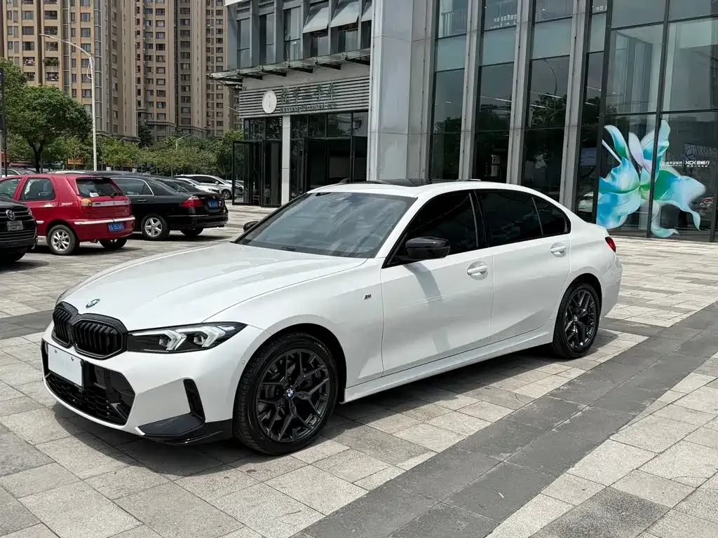 BMW 3 Series — фото 1